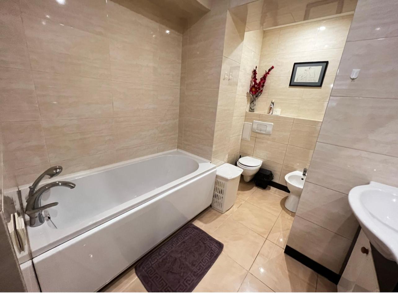 Apartments On Skoryka Str Lviv Ngoại thất bức ảnh